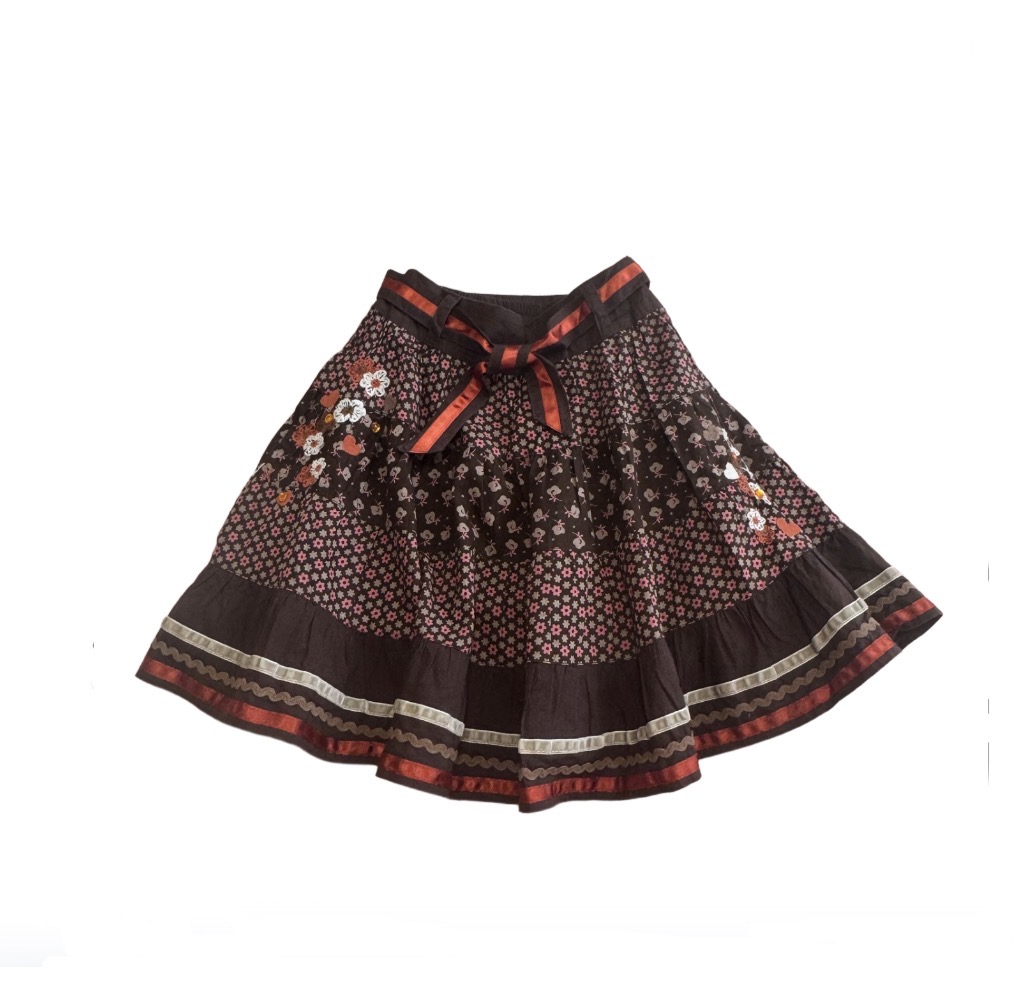 Kids skirt before transformation